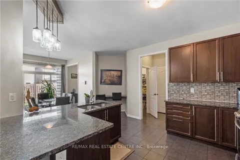 31 Cook St, Hamilton, ON L0R 1C0