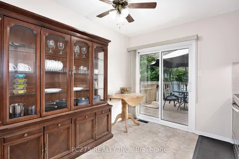 401 Chestnut St, St. Thomas, ON N5R 6G3