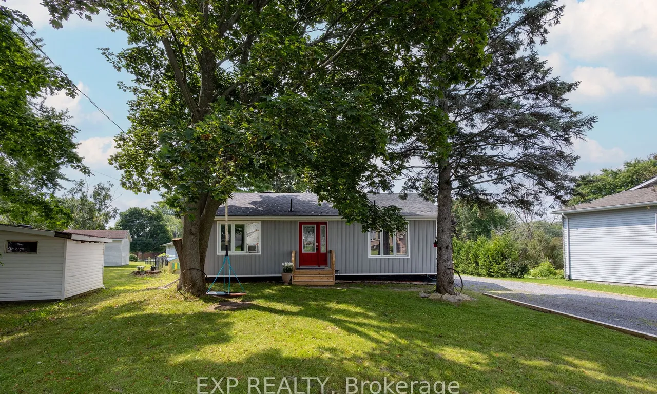 285 Academy St, Loyalist, ON K0H 1G0