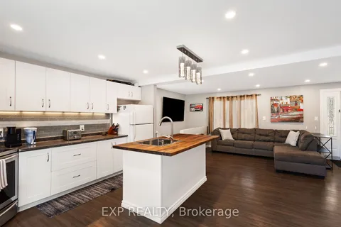 285 Academy St, Loyalist, ON K0H 1G0