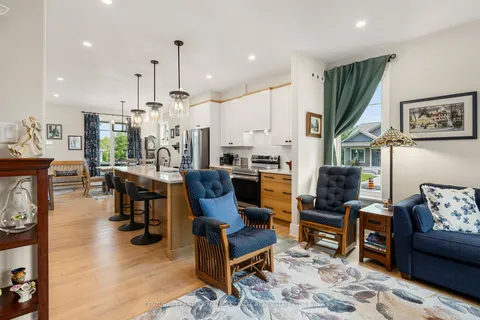 45 Shelter Cove Dr, Westport, ON K0G 1X0