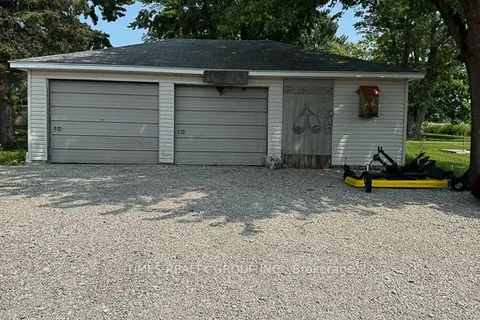 295 Road 2 N/A, ON N9Y 2E4