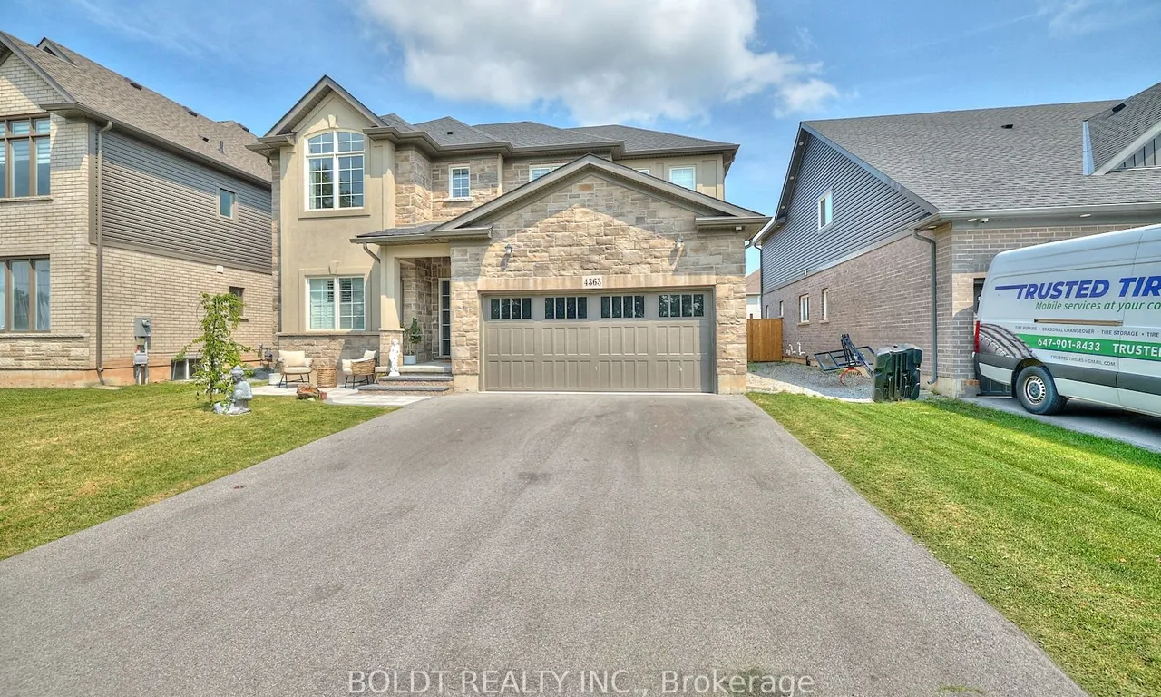 4363 Willick Rd, Niagara Falls, ON L2G 0Y3