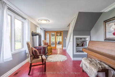65 7th Concession Rd, Hamilton, ON L8B 1T7