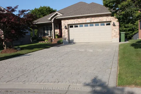 19 Blue Heron Pl, St. Thomas, ON N5R 6J6