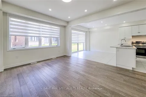 28 Hawick Cres, Haldimand, ON N3W 0G5
