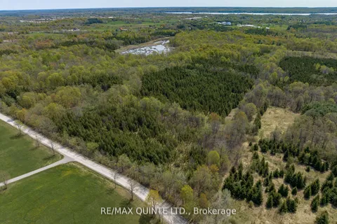 190 Riggs Rd, Madoc, ON K0K 2K0