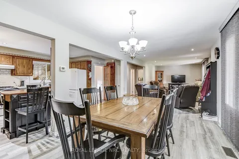 1404 Orchard Ave, Fort Erie, ON L2A 3E6