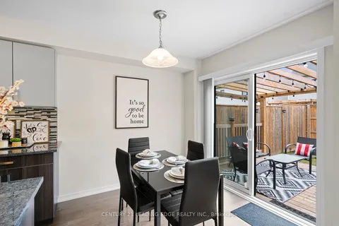 8016 BLUE ASH Lane, Niagara Falls, ON L2H 2Y6