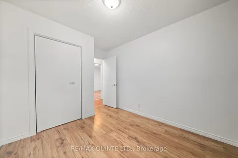 44 Van Alstine Dr, Quinte West, ON K8V 6K8