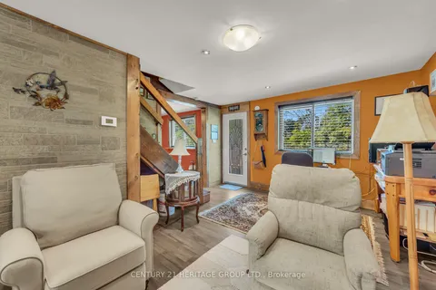 35 Canal Bank Road, Port Colborne, ON L3K 2M6