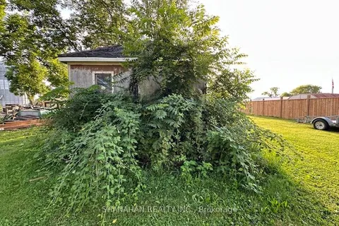 3285 Morrell Street, Brooke-Alvinston, ON N0N 1A0