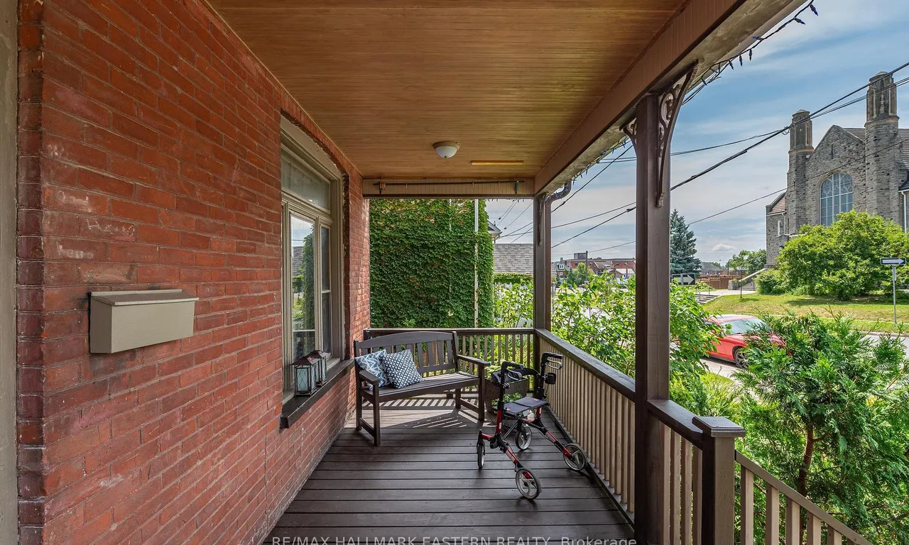 372 Rubidge St, Peterborough, ON K9H 4E1