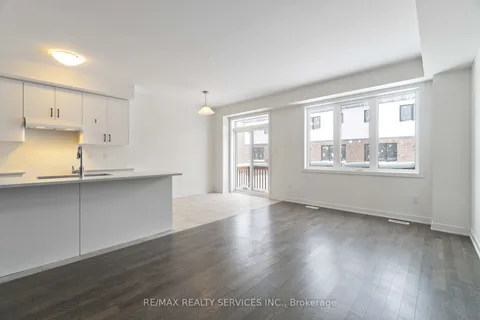 172 Eastbridge Ave, Welland, ON L3B 0M6