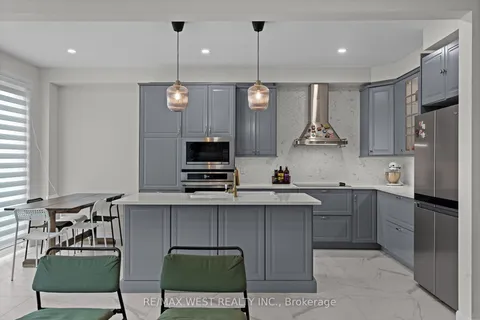 129 Shallow Pond Pl, Ottawa, ON K4A 0K9