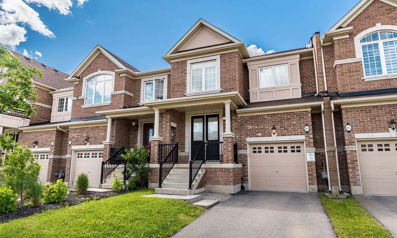 18 Heming Tr, Hamilton, ON L9K 0J8