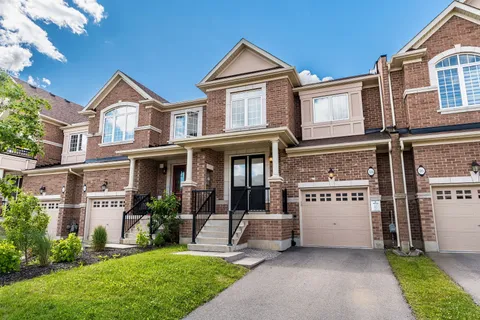 18 Heming Tr, Hamilton, ON L9K 0J8