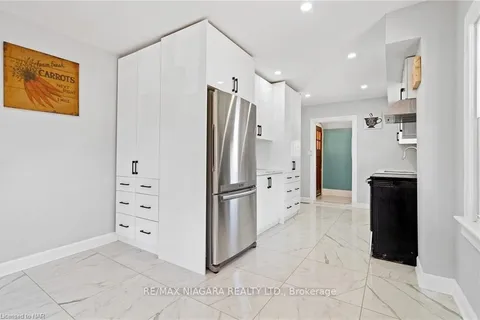 458 Lakeside Rd, Fort Erie, ON L2A 4X5