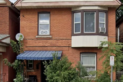 673 Wilson St, Hamilton, ON L8L 1V4