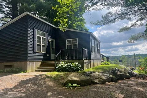 1047 Bonnie Lake Camp Road, Bracebridge, ON P1L 1W9
