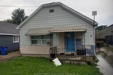 5 Arnold Street, Chatham-Kent, ON N8A 3P3