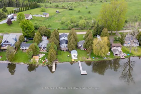 32 Beach Rd, Kawartha Lakes, ON K0M 2C0