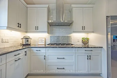 1879 Boardwalk Way, London, ON N6K 0J3