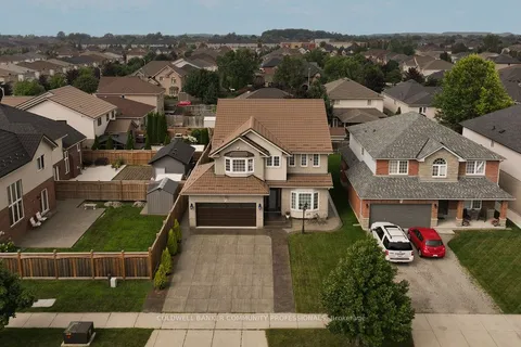 229 Gatestone Dr, Hamilton, ON L8J 3V4