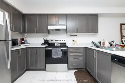 755 Linden Drive, ON N3H 0E4