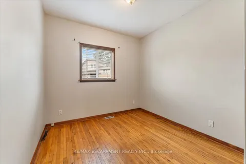 411 MARY St, Hamilton, ON L8L 4W7