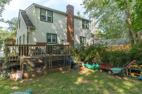 31- 33 Washburn St, Prince Edward County, ON K0K 2T0