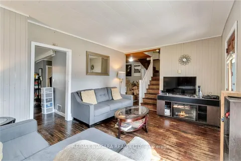 640 King St, Port Colborne, ON L3K 4H8