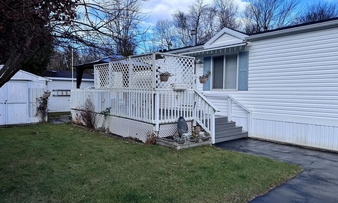 43 Water St, Puslinch, ON N0B 2J0