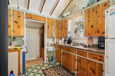 93 Sturgeon Glen Rd, Kawartha Lakes, ON K0M 1N0