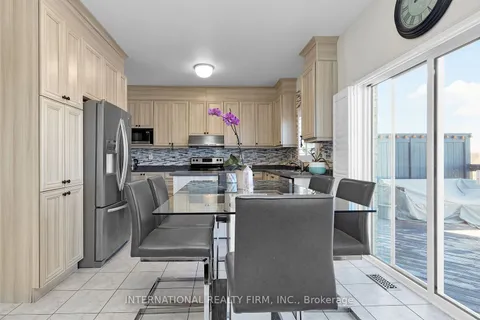 252 Morden Dr, Shelburne, ON L9V 2S3