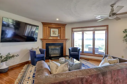 6325 Dundas St, Thames Centre, ON N0M 2M0