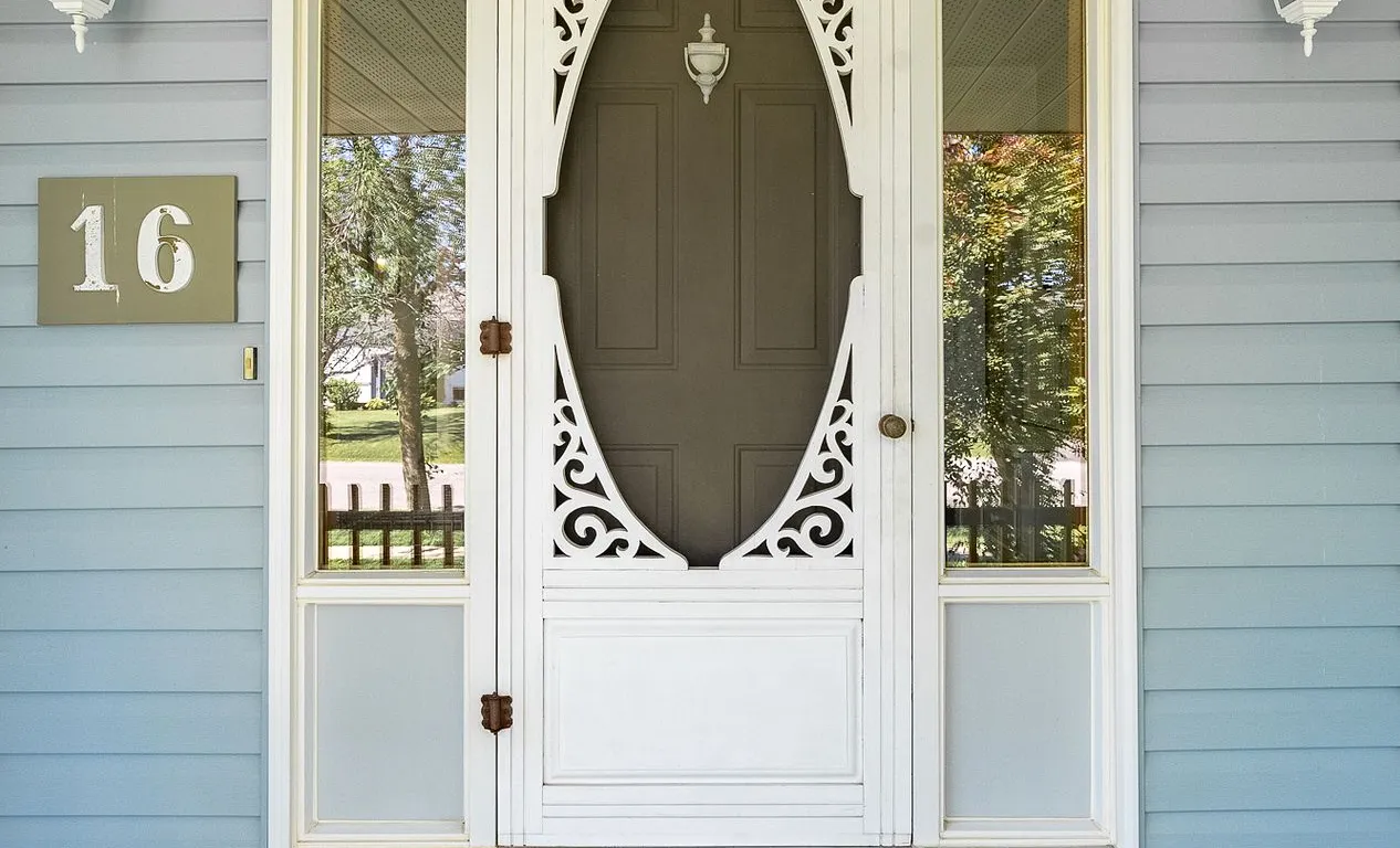 16 Harbourview Cres, Prince Edward County, ON K0K 3L0