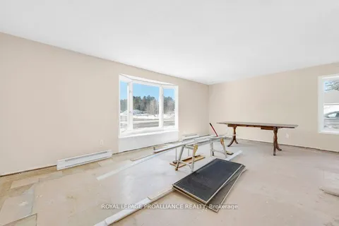 12345 Highway 41, Addington Highlands, ON K0H 2G0