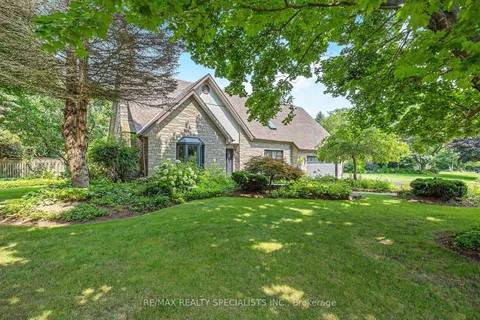 6 Vanstraalen St, Hamilton, ON L0R 1H3