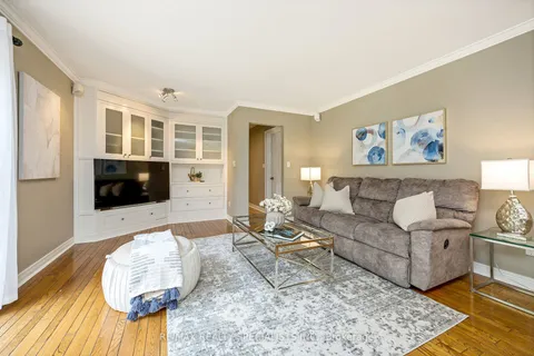 6 Vanstraalen St, Hamilton, ON L0R 1H3