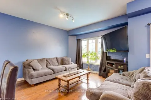 176 Berkshire Dr, Wellington North, ON N0G 1A0