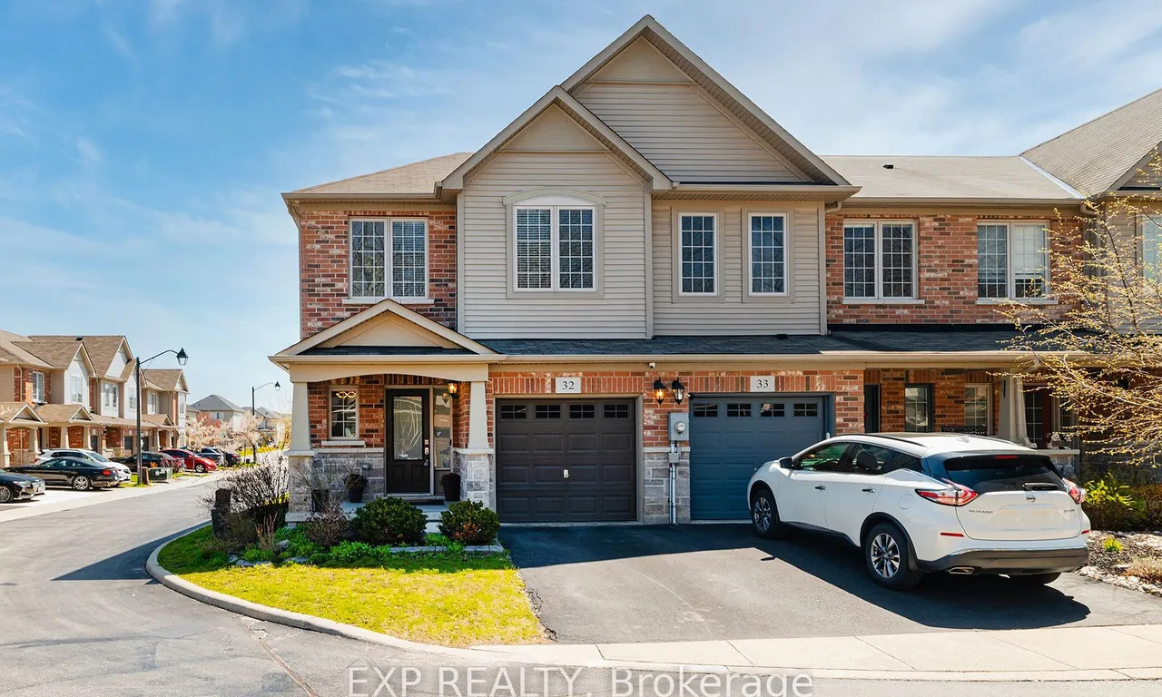 45 Royal Winter Dr, Hamilton, ON L0R 1C0