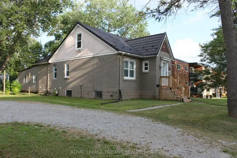 6566 Drummond Road, Niagara Falls, ON L2G 4N7