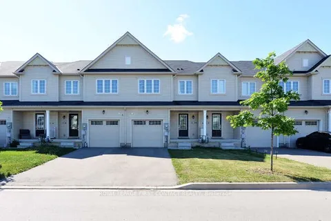 244 Esther Cres, Thorold, ON L3B 0H1
