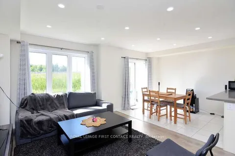 244 Esther Cres, Thorold, ON L3B 0H1