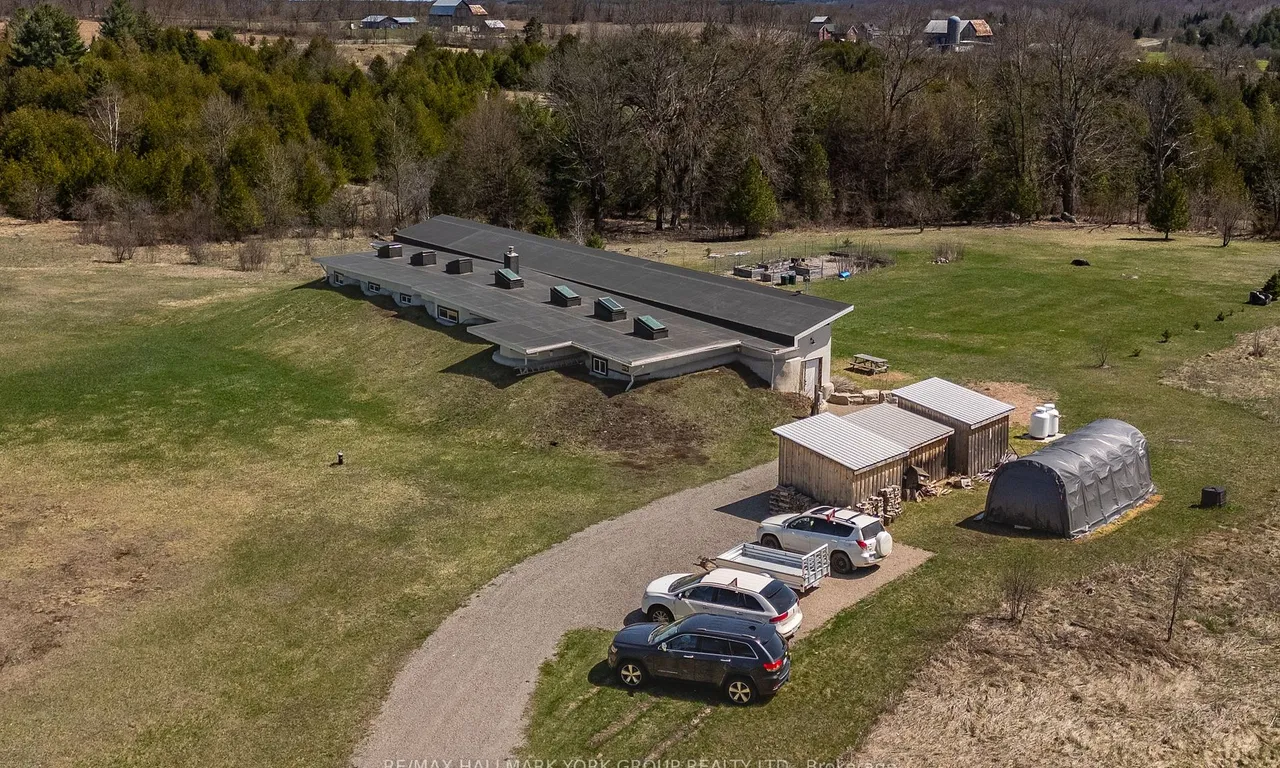 1375 Queensborough Rd, Madoc, ON K0K 2K0