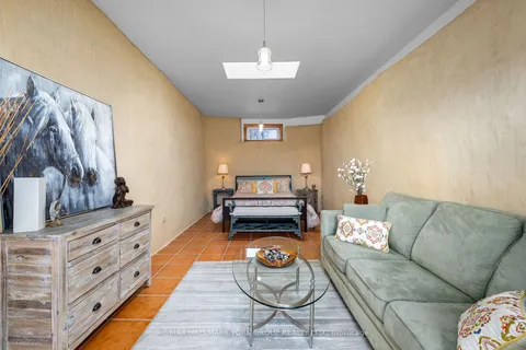 1375 Queensborough Rd, Madoc, ON K0K 2K0