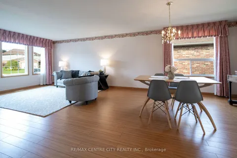 547 Agnes Dr, Strathroy-Caradoc, ON N7G 4C9