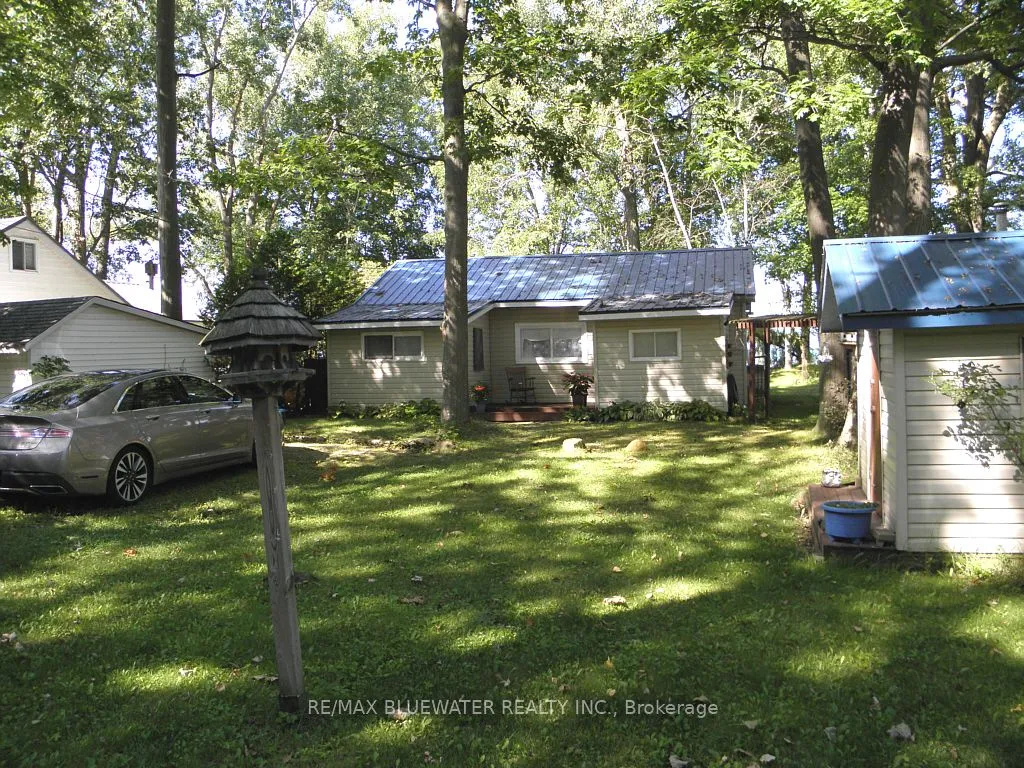 Detached interior view at 9891 Lake Road Lambton Shores