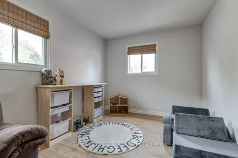 206 Union St, Central Elgin, ON N0L 1B0